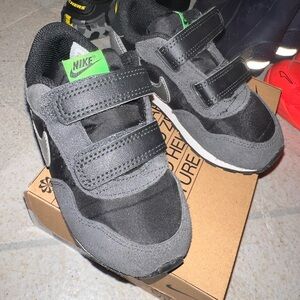 Toddler Nike Sneakers